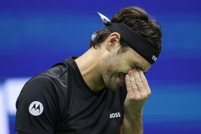 关于德约科维奇连续十场比赛得分超过绝杀，雄鹿挑战极限！的信息