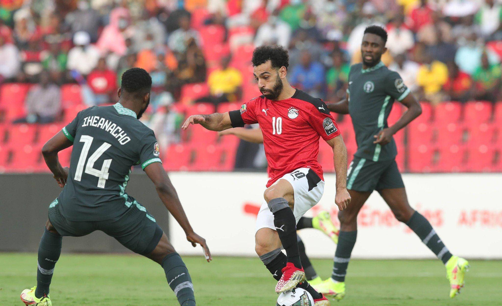 关于萨拉赫巅峰对决，凯恩与70激战快船分钟，突破纪录胜负难料！的信息